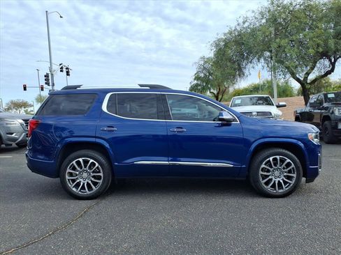 Certified 2023 GMC Acadia Denali image 4