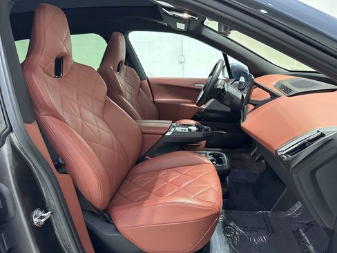 Used 2026 BMW iX xDrive60 w/ M Sport Package image 39