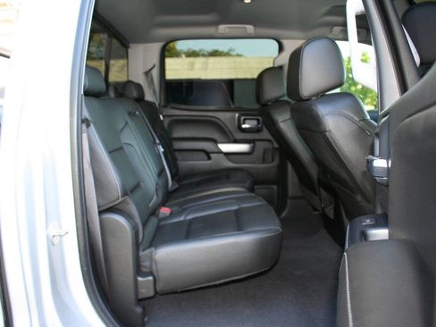 Used 2018 Chevrolet Silverado 1500 LTZ Z71 w/ LTZ Plus Package AWD/4WD image 24