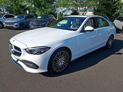 Used 2023 Mercedes-Benz C 300 4MATIC Sedan image 3