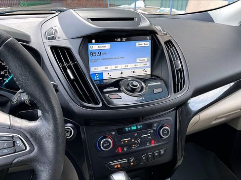 Used 2018 Ford Escape Titanium w/ Ford Safe & Smart Package image 6