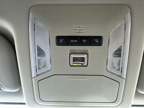 Certified 2025 Toyota RAV4 LE AWD/4WD image 45