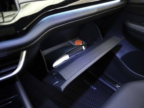 New 2026 Volkswagen Atlas Cross Sport SEL R-Line image 22