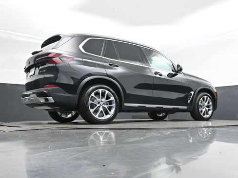 Used 2026 BMW X5 sDrive40i RWD image 44