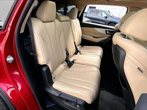 Used 2022 Acura MDX FWD image 18