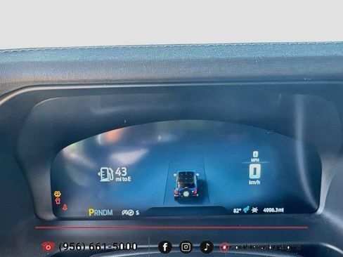 Used 2025 Ford Bronco Outer Banks AWD/4WD image 15