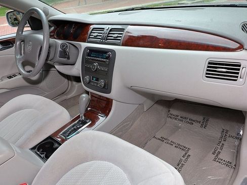 Used 2009 Buick Lucerne CX FWD image 33