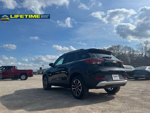 Used 2025 Chevrolet TrailBlazer LT image 8