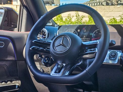 New 2026 Mercedes-Benz GLB 35 AMG 4MATIC image 17