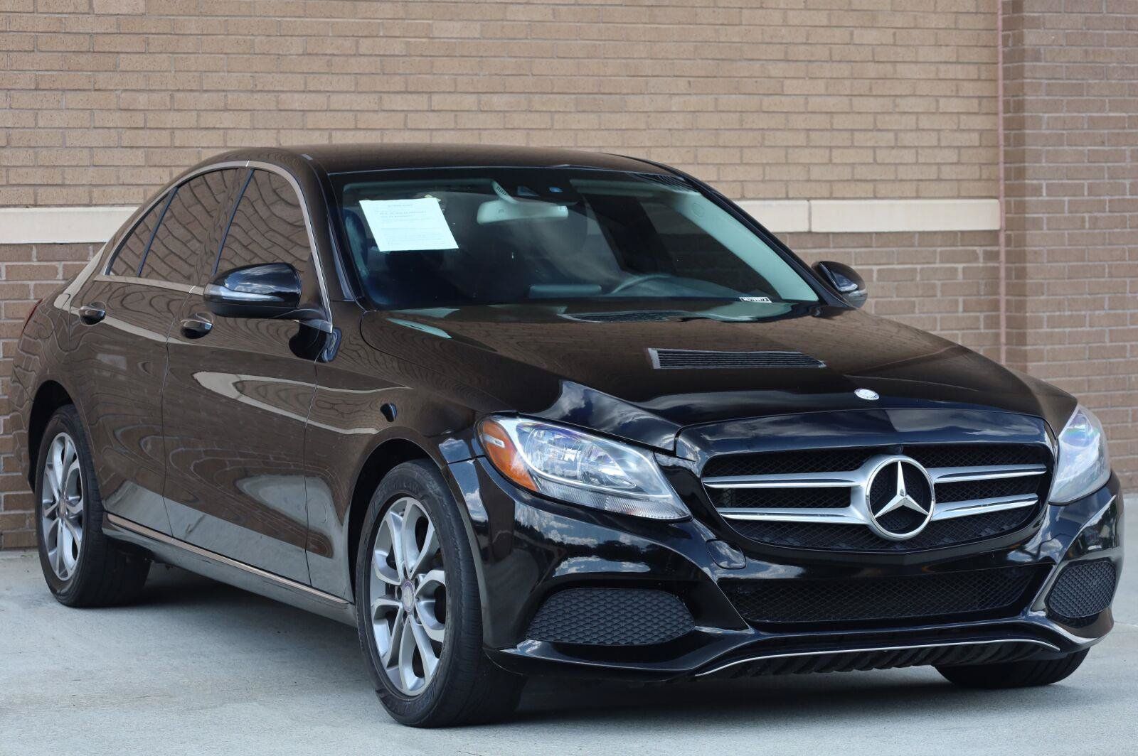 Used 2017 Mercedes-Benz C 300 4MATIC Sedan image 10