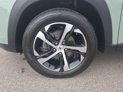 Used 2024 Chevrolet Trax RS w/ Driver Confidence Package image 12