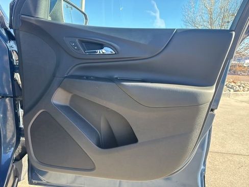 Used 2024 Chevrolet Equinox LT image 21