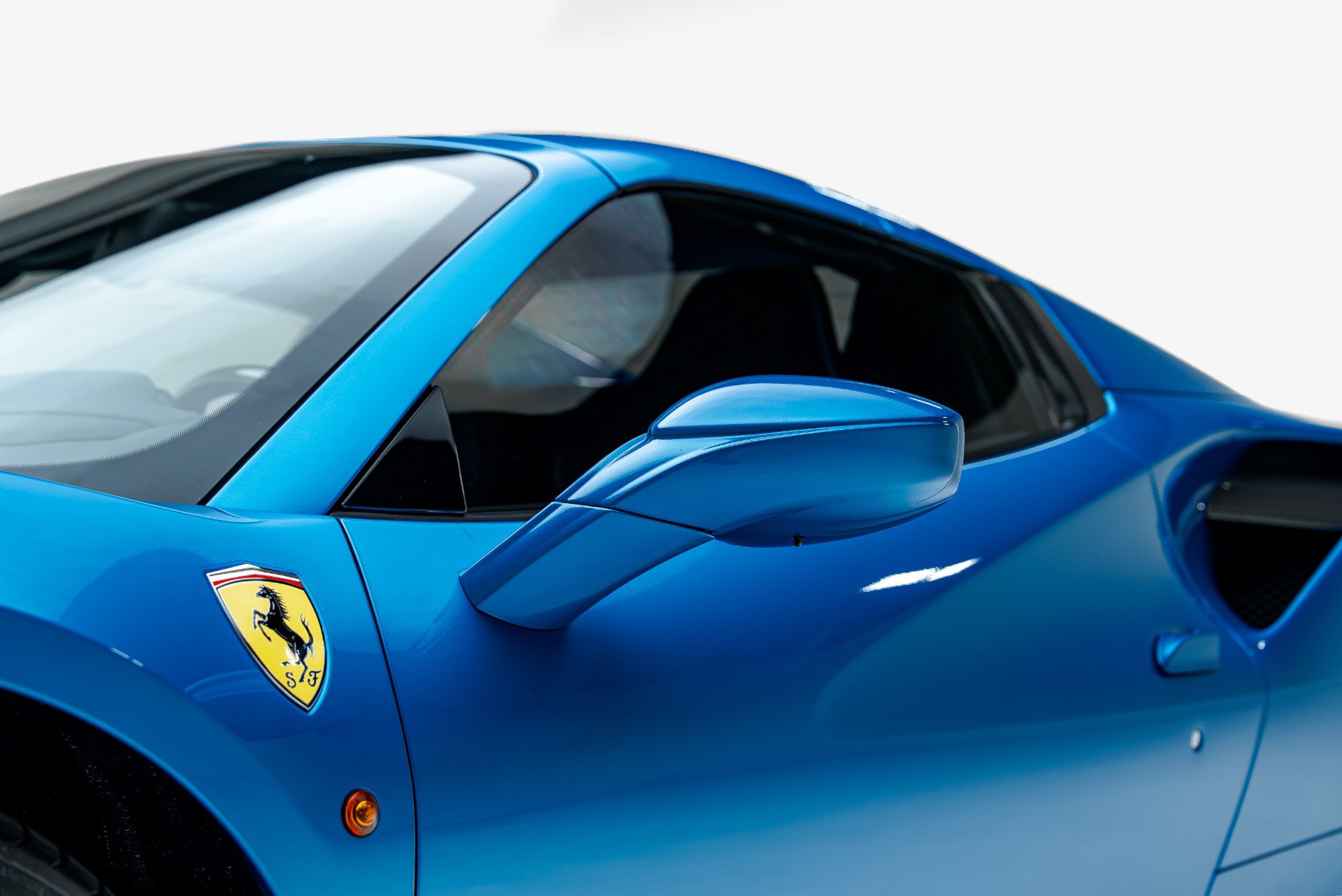 Used 2019 Ferrari 488 Spider RWD image 28