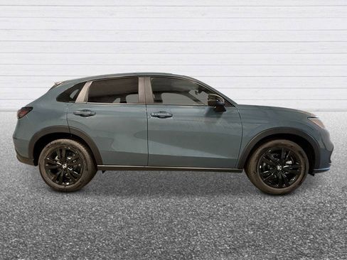 New 2026 Honda HR-V Sport image 9
