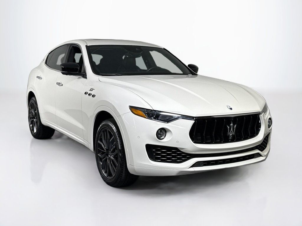 Used 2024 Maserati Levante GT Ultima AWD/4WD image 7