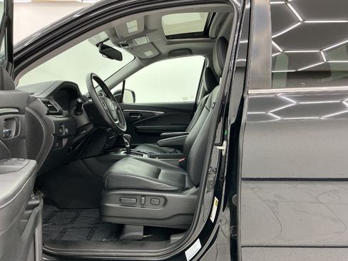 Used 2019 Honda Ridgeline RTL-T image 14