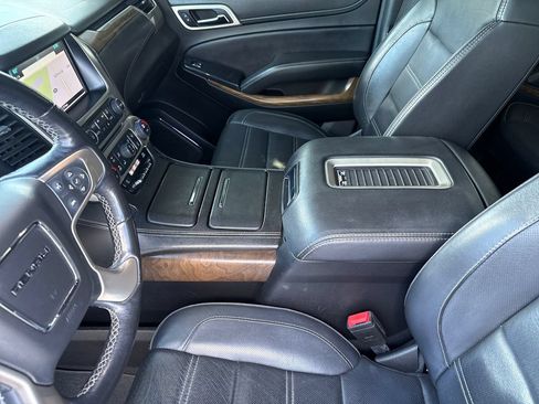 Used 2019 GMC Yukon XL Denali w/ Open Road Package AWD/4WD image 34