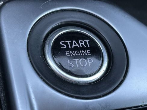 Used 2024 Nissan Sentra SV FWD image 22