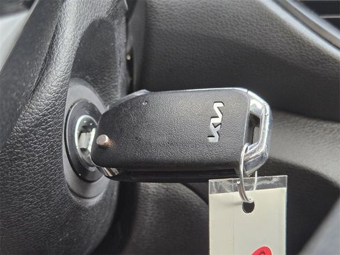 Certified 2024 Kia Forte LXS image 23