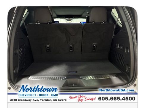 Used 2023 Chevrolet Tahoe High Country image 35