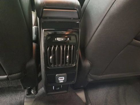 Used 2026 Jeep Compass Limited AWD/4WD image 18