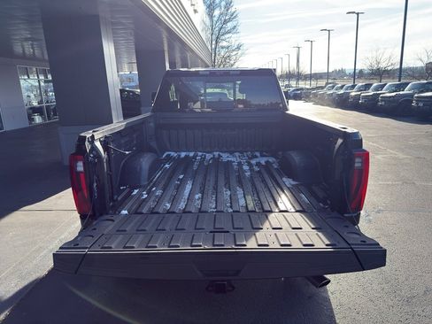 Used 2025 GMC Sierra 2500 Denali w/ Denali Reserve Package image 6