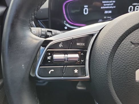 Certified 2025 Kia Seltos S FWD image 18