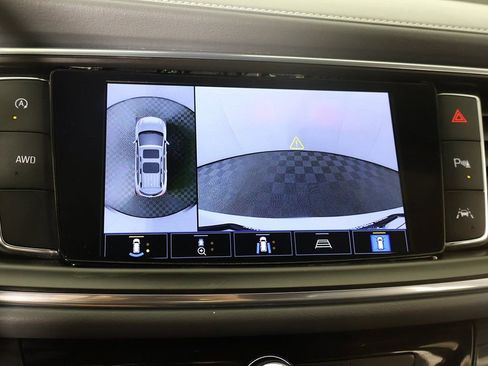 Used 2024 Buick Enclave Premium image 58