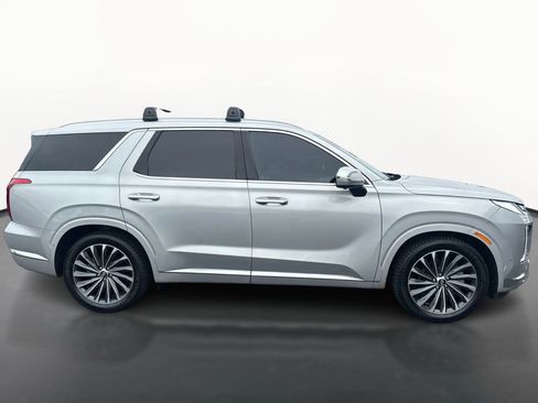 Used 2023 Hyundai Palisade Calligraphy AWD/4WD image 2