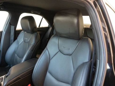 Used 2025 Cadillac CT4 Premium Luxury w/ LPO, Exterior Accent Package RWD image 17