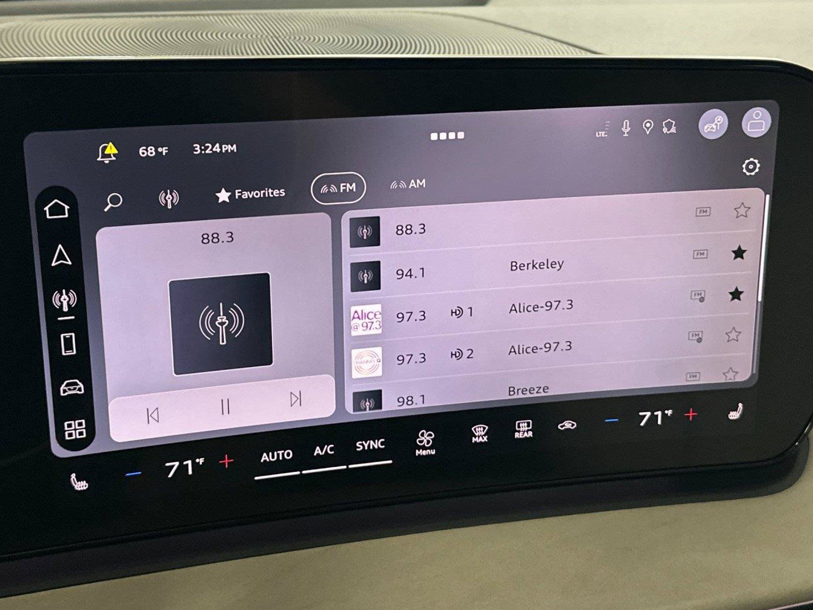 New 2026 Audi Q3 quattro 2.0T AWD/4WD image 17