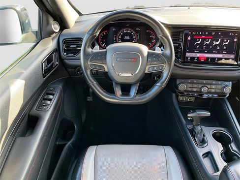 Used 2023 Dodge Durango GT image 22