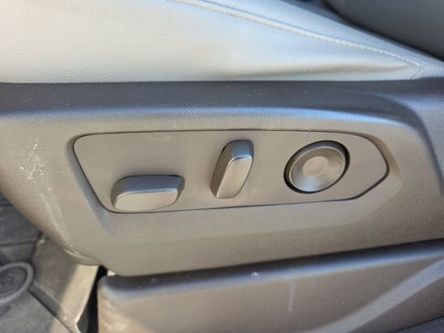 Used 2021 Chevrolet Tahoe Z71 image 19