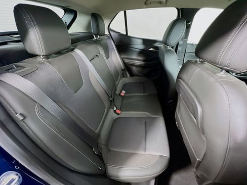 Used 2023 Buick Encore GX Select w/ Safety Package II image 28