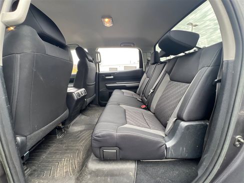 Used 2017 Toyota Tundra SR5 image 29