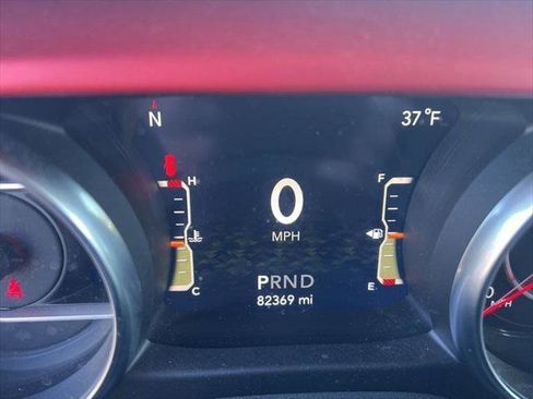 Used 2021 Jeep Wrangler Unlimited Rubicon w/ Dual Top Group AWD/4WD image 12