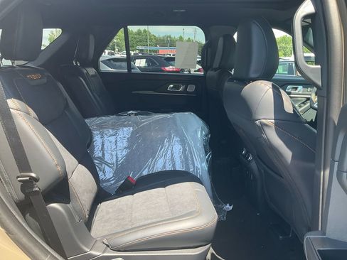 New 2026 Ford Explorer Tremor w/ Tremor Ultimate Package AWD/4WD image 13