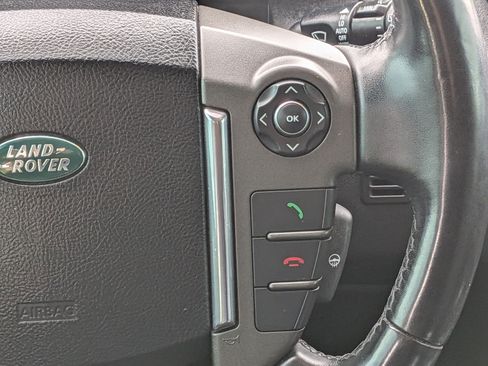 Used 2011 Land Rover LR4 HSE image 20