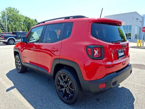 Used 2023 Jeep Renegade Altitude w/ Convenience Group I AWD/4WD image 5