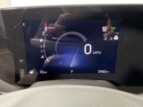 Used 2024 Buick Envista Preferred w/ Convenience I Package image 15