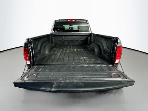 Used 2017 RAM 1500 Express w/ Express Value Package AWD/4WD image 28