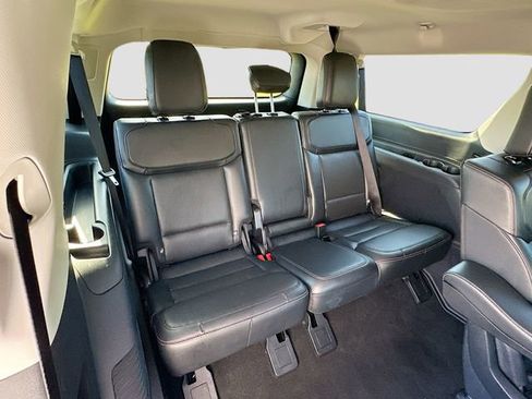 Used 2025 Ford Expedition Max Platinum image 29