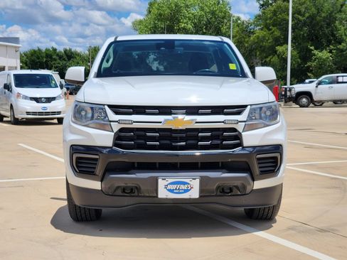 Used 2022 Chevrolet Colorado LT w/ Fleet Safety Package AWD/4WD image 2