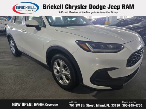 Used 2023 Honda HR-V LX image 8