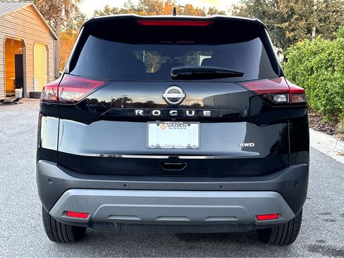 Certified 2023 Nissan Rogue S image 26