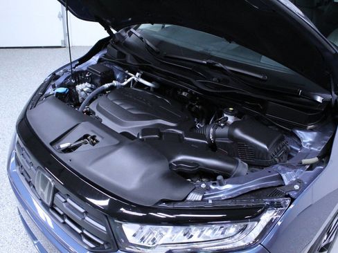 Used 2025 Honda Odyssey EX-L image 12