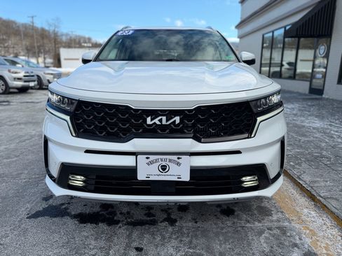 Used 2023 Kia Sorento EX image 7
