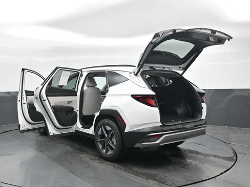Used 2026 Hyundai Tucson SEL FWD image 49