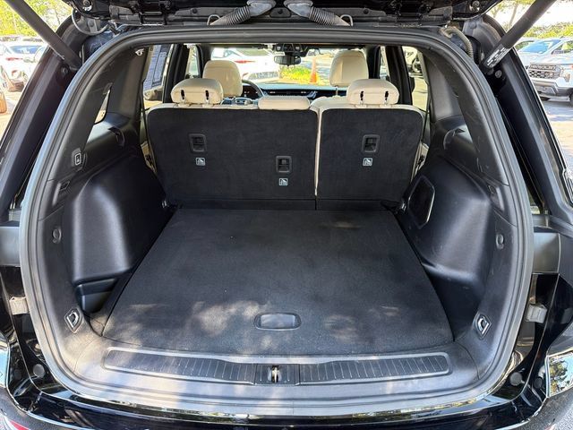 Used 2023 Jeep Grand Cherokee Limited AWD/4WD image 18