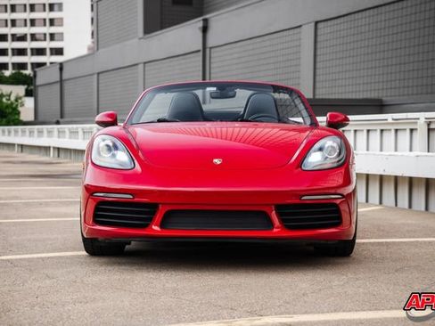 Used 2017 Porsche 718 Boxster S RWD image 14